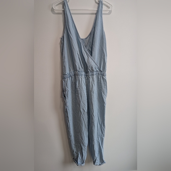Cloth & Stone Anthropologie Romper Jumpsuit Sleeveless Chambray 100% Tencel, M - Picture 8 of 8